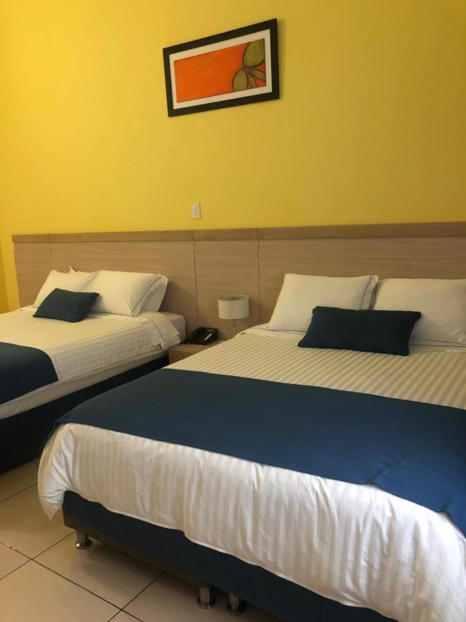 Hostel Paradise St Santa Marta  Exteriör bild